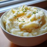 Garlic Mashed Potatoes with Fluffy Texture - Tasty