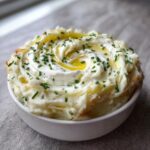 Mashed Potatoes with Sour Cream and Chives - Tasty